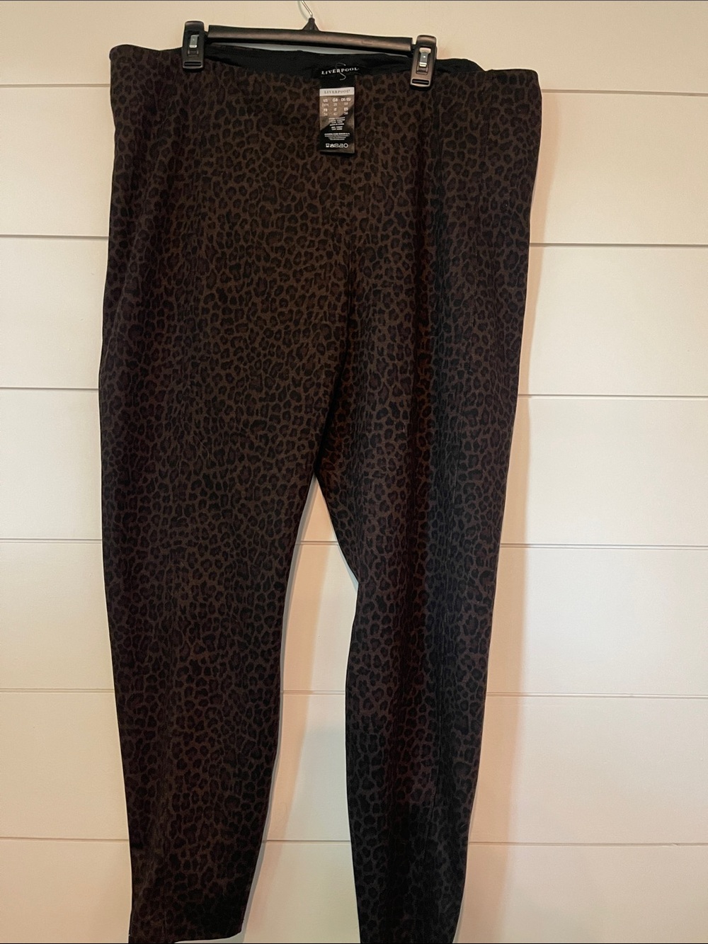 Liverpool Leopard-Print Leggings in Brown and Black